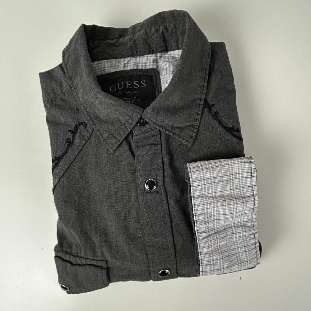 Guess Shirt Mens L Pearl Snaps Embroidered Grey Contrast Trim‎ Western Cowboy